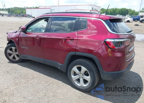 2021 Jeep Compass Latitude 4X4 z USA, uszkodzony, nr VIN 3C4NJDBB5MT547377